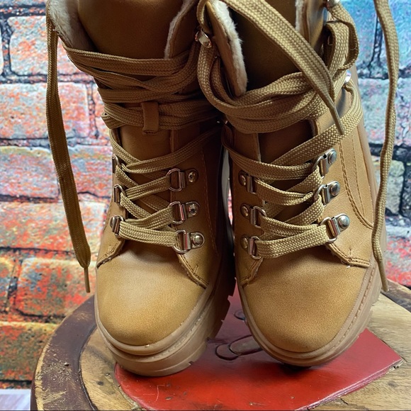 Booties - Picture 5 of 6